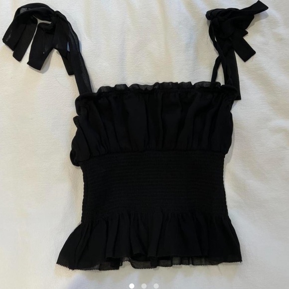 Aritzia Wilfred Top - Picture 1 of 3